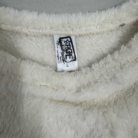 NWT Erge Designs Fuzzy Long Sleeve Sweater - Picture 2 of 2